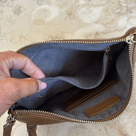 Handbag Butler Leather Crossbody Bag - Picture 7 of 13